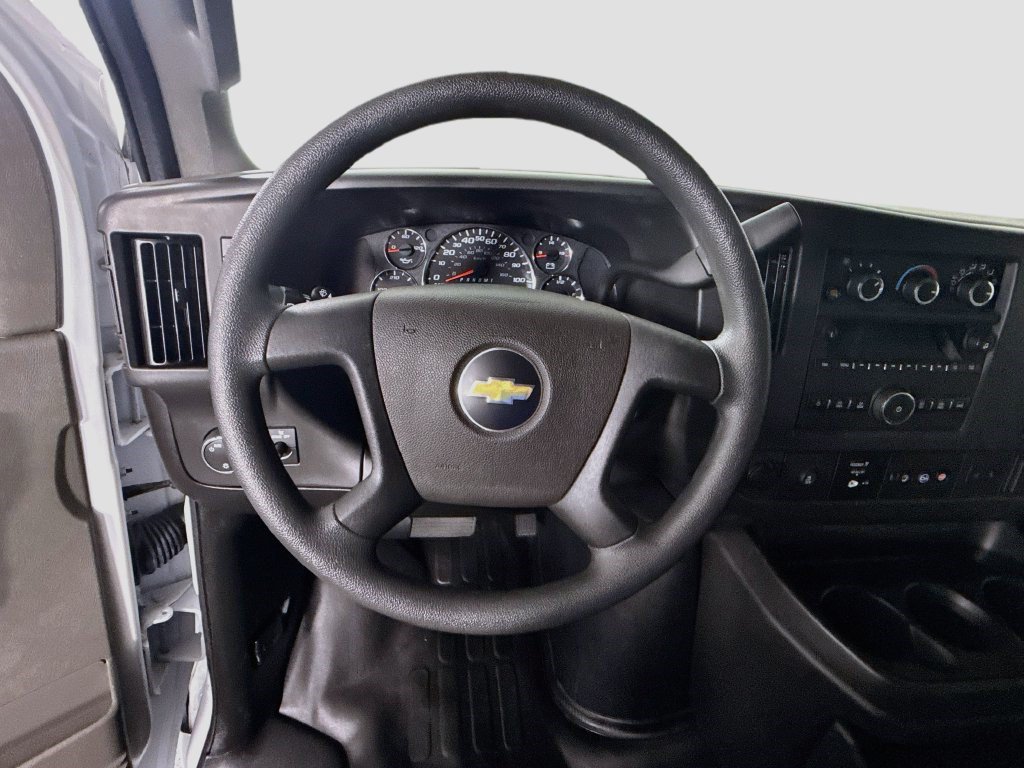 Used 2025 Chevrolet Express 2500 RWD image 12