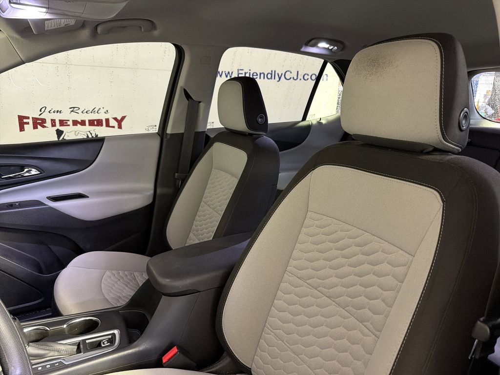 Used 2020 Chevrolet Equinox LS image 11