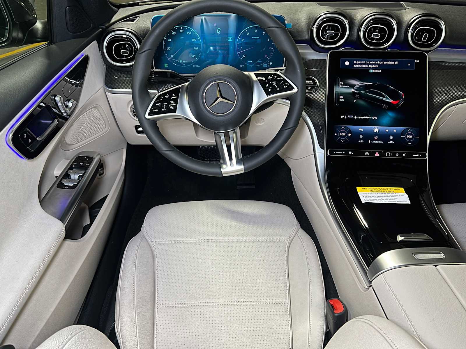 Used 2025 Mercedes-Benz C 300 4MATIC Sedan image 31