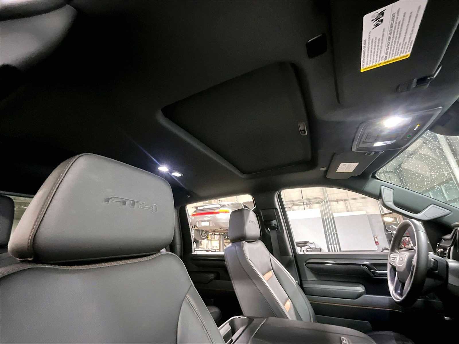 Used 2024 GMC Sierra 2500 AT4 w/ AT4 Premium Plus Package image 24