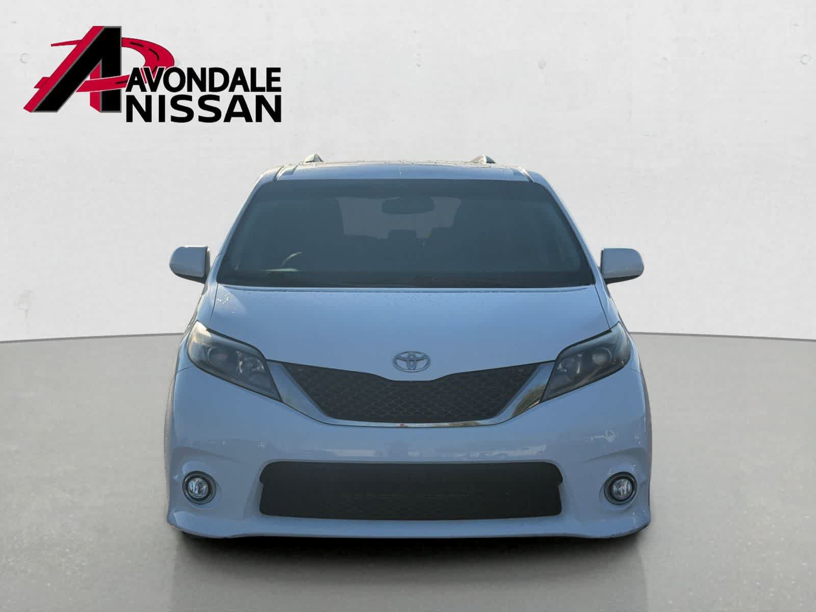 Used 2015 Toyota Sienna SE Premium FWD image 9