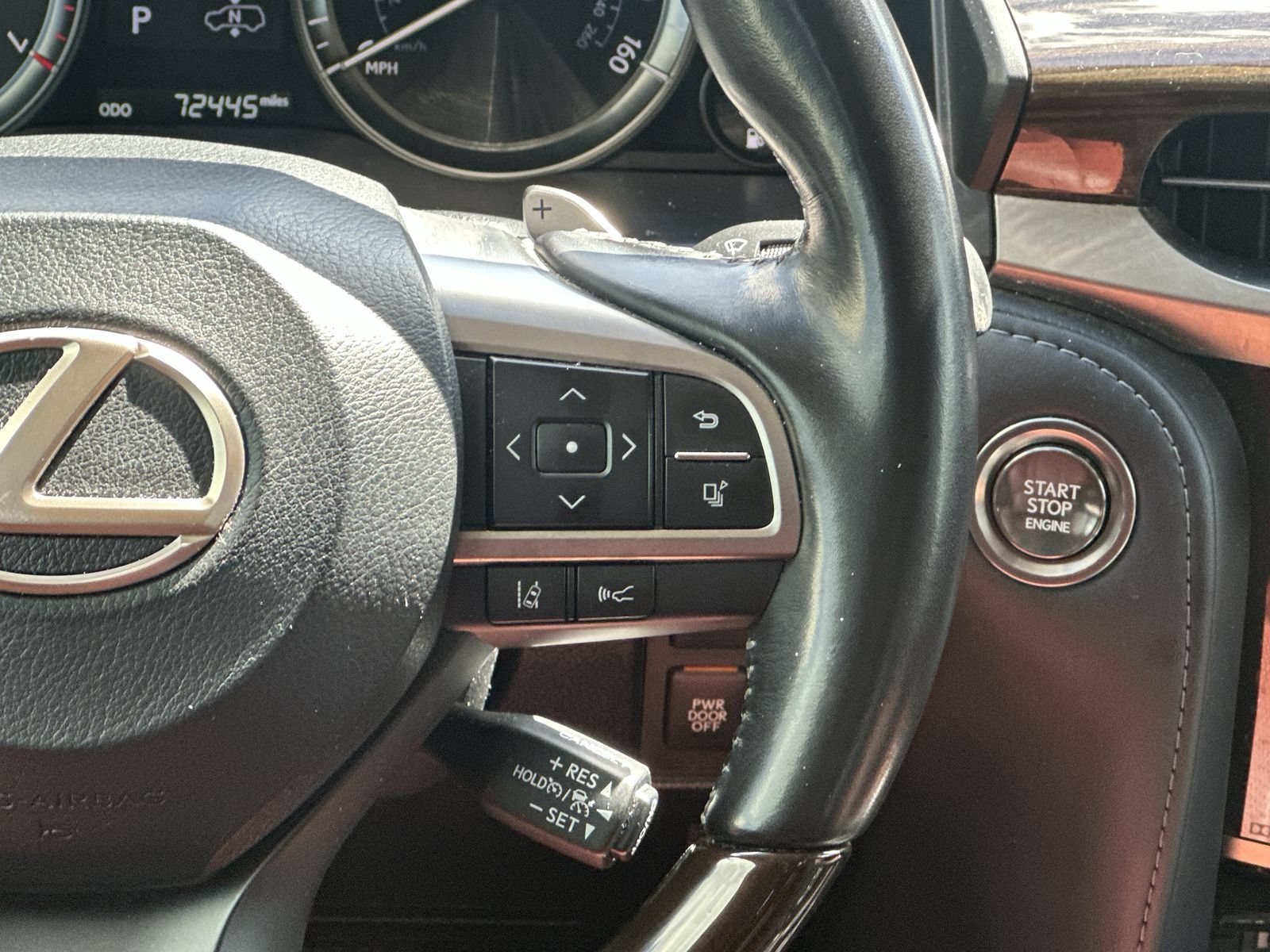 Used 2021 Lexus LX 570 4WD w/ Luxury Package image 21