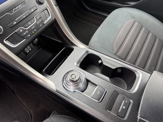 Used 2019 Ford Fusion SE image 26