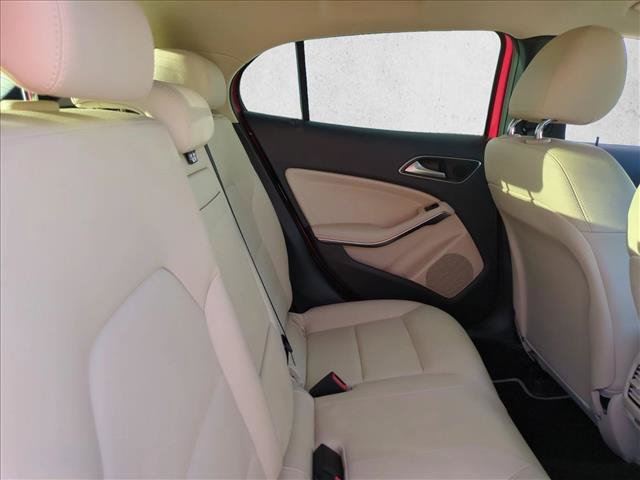 Used 2018 Mercedes-Benz GLA 250 image 19