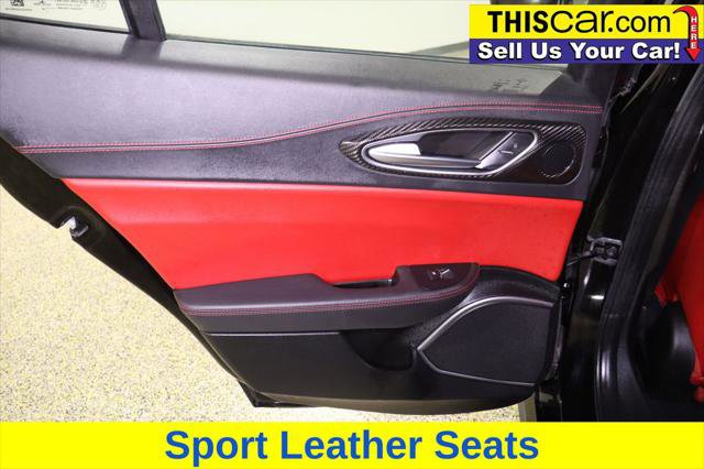 Used 2021 Alfa Romeo Giulia Ti Sport w/ Carbon Package AWD/4WD image 34