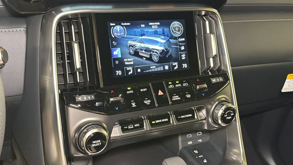 New 2026 Lexus LX 700h F Sport AWD/4WD image 21