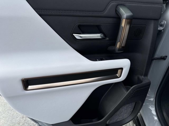 Used 2025 GMC Hummer EV 3X image 10