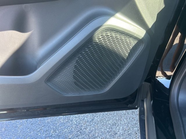 New 2026 Chevrolet Equinox EV LT image 14