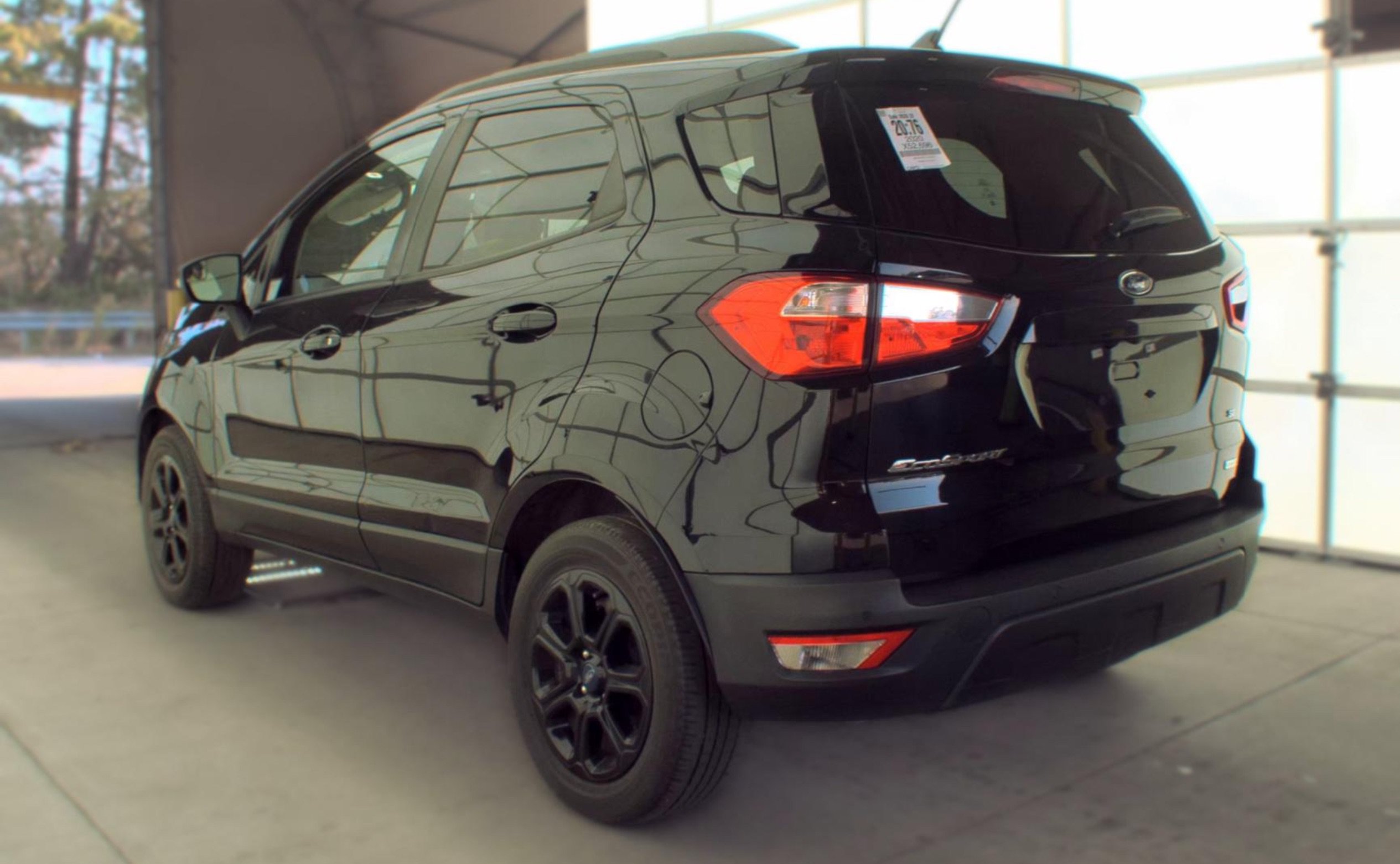 Used 2020 Ford EcoSport SE FWD image 5