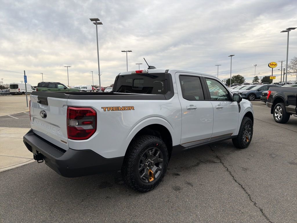 New 2025 Ford Maverick Tremor image 3