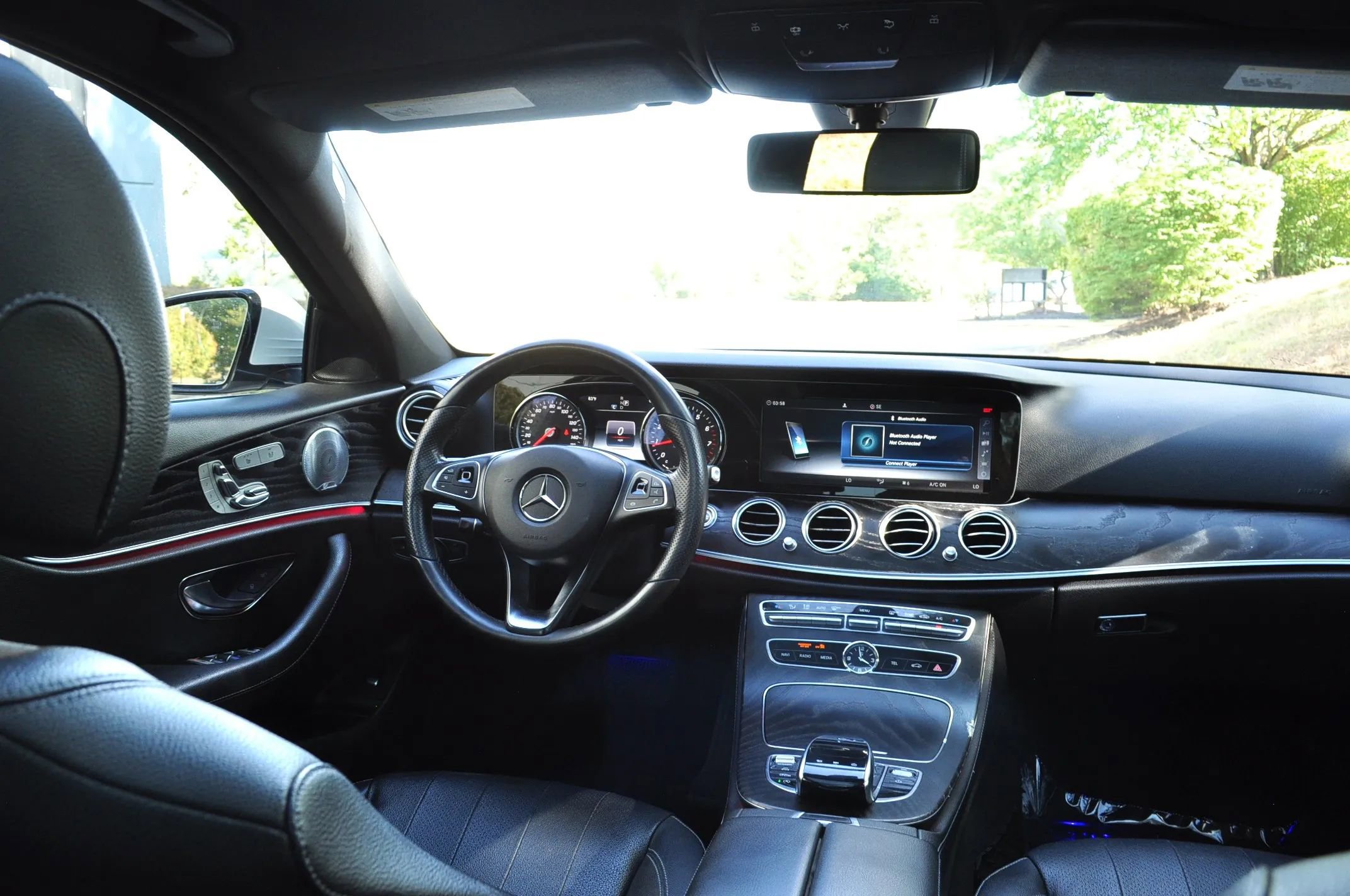 Used 2018 Mercedes-Benz E 300 4MATIC w/ Premium 1 Package image 18