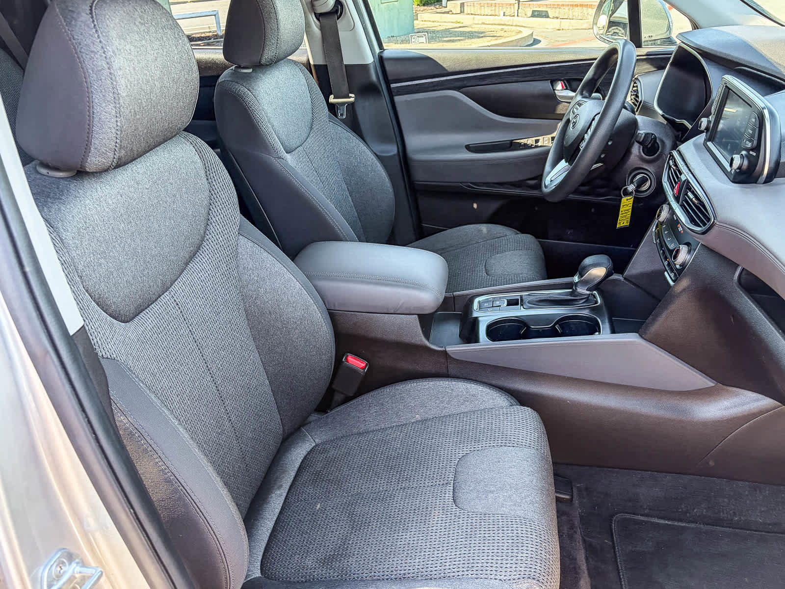 Used 2020 Hyundai Santa Fe SE AWD/4WD image 13