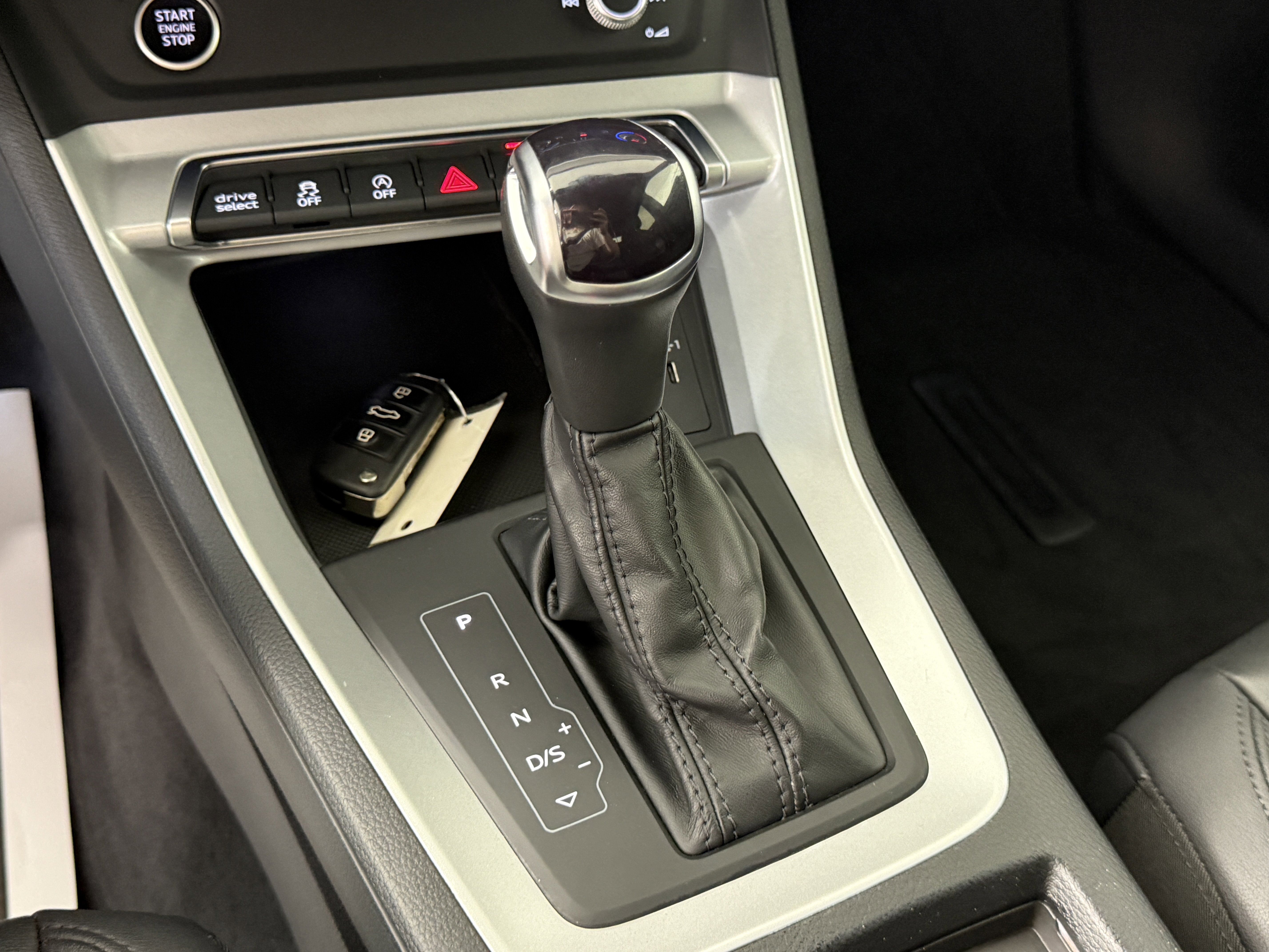 Used 2023 Audi Q3 2.0T Premium image 22