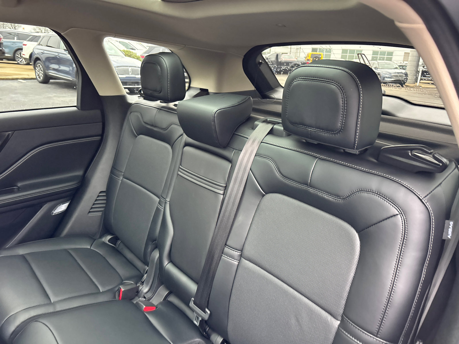 New 2026 Lincoln Corsair Reserve w/ Jet Appearance Package AWD/4WD image 27