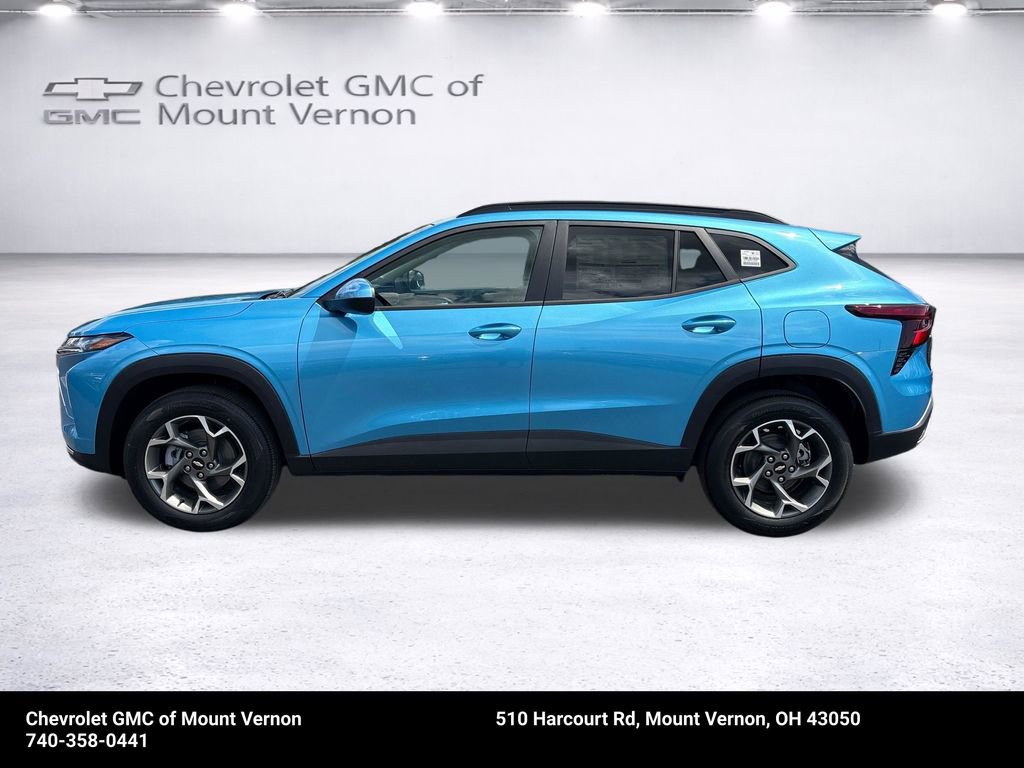 New 2026 Chevrolet Trax LT FWD image 2