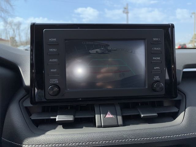 Used 2019 Toyota RAV4 LE w/ Carpet Mat Package image 14