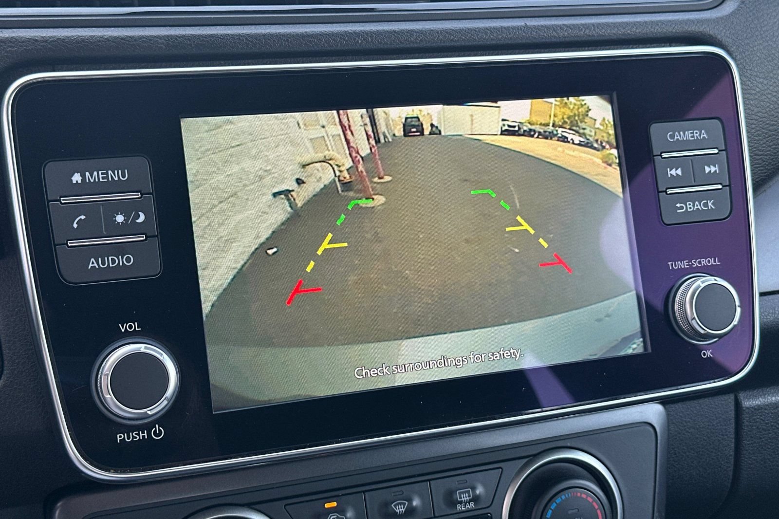 Certified 2025 Nissan Leaf S FWD image 22