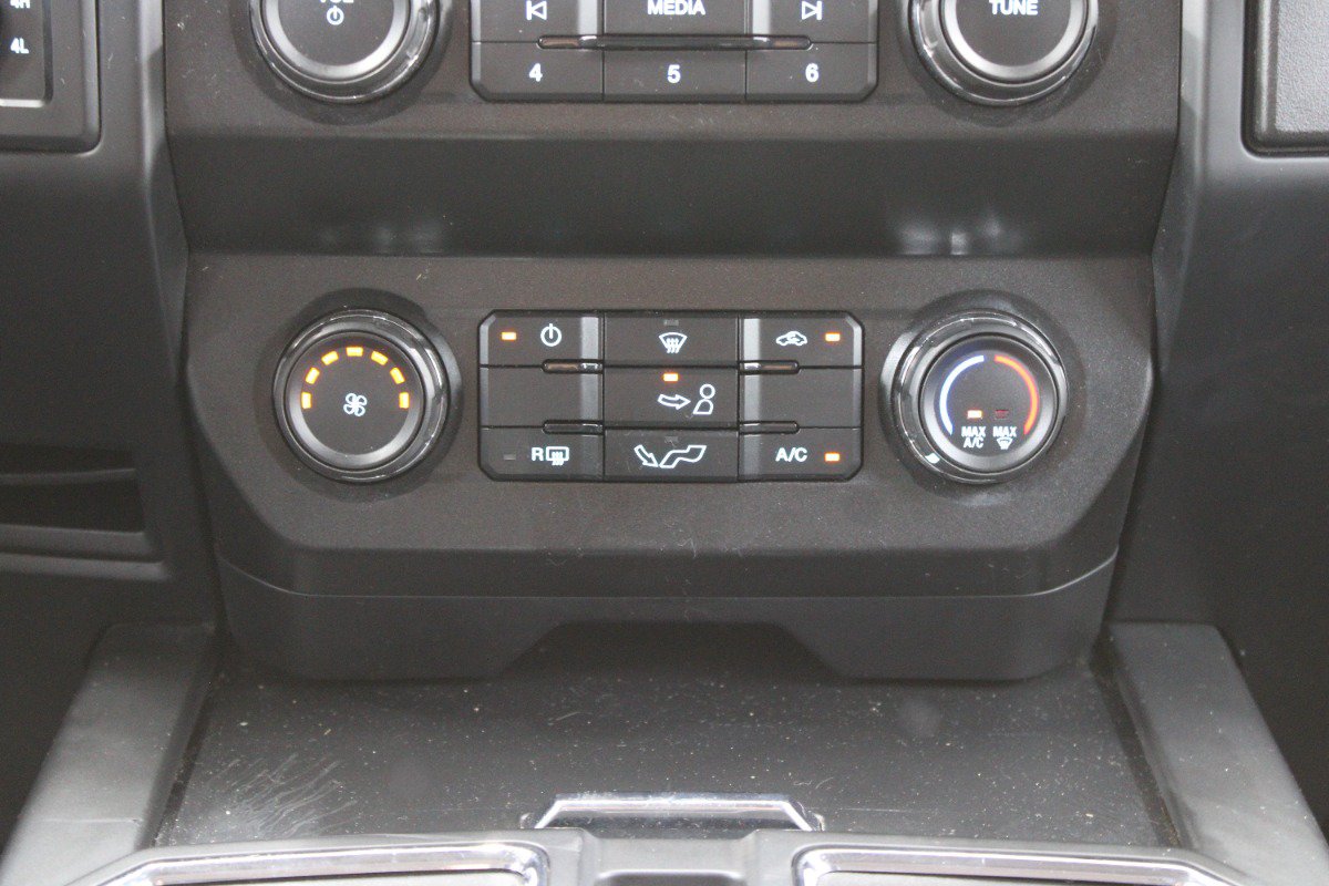 Used 2019 Ford F150 XL w/ Equipment Group 101A Mid AWD/4WD image 24