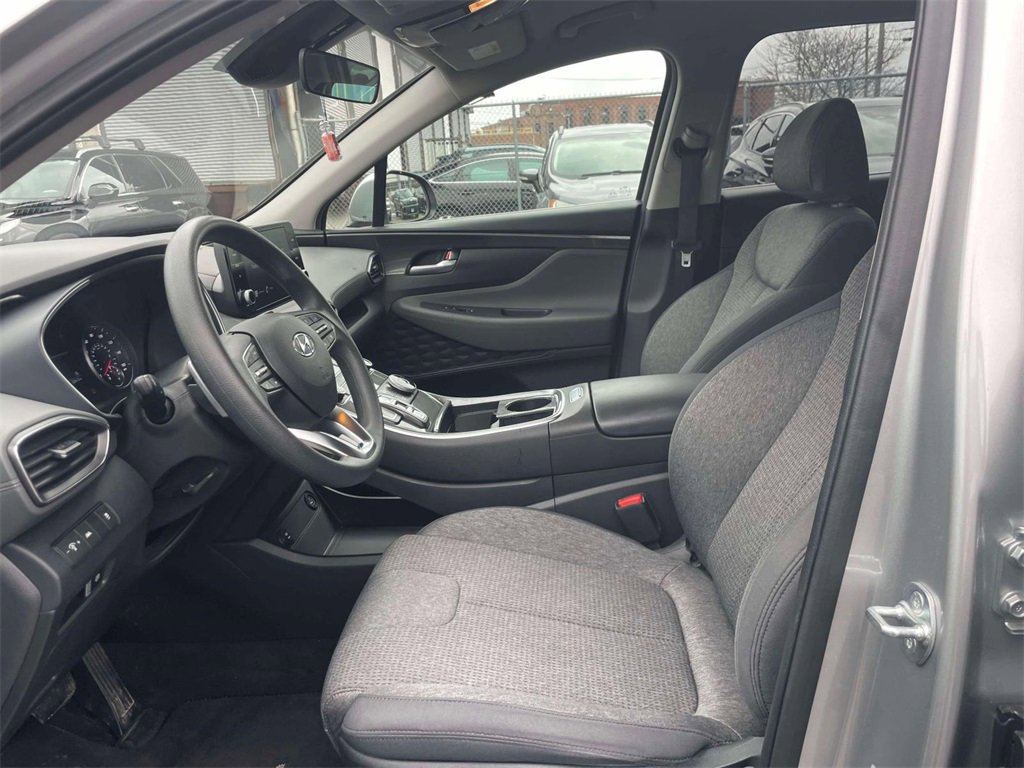 Used 2023 Hyundai Santa Fe SE image 15