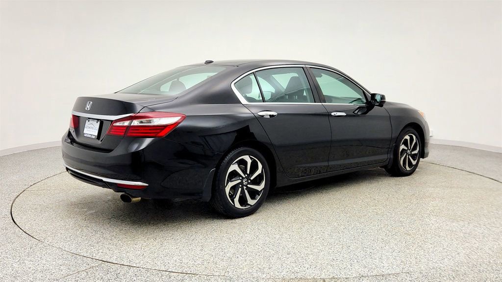 Used 2017 Honda Accord EX-L image 5