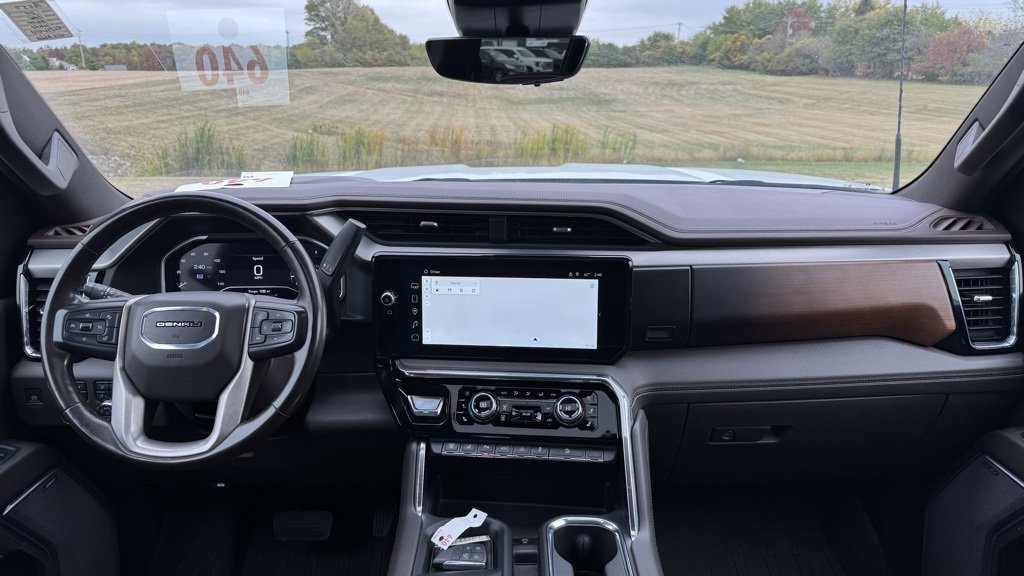 Used 2024 GMC Sierra 2500 Denali w/ Technology Package image 38