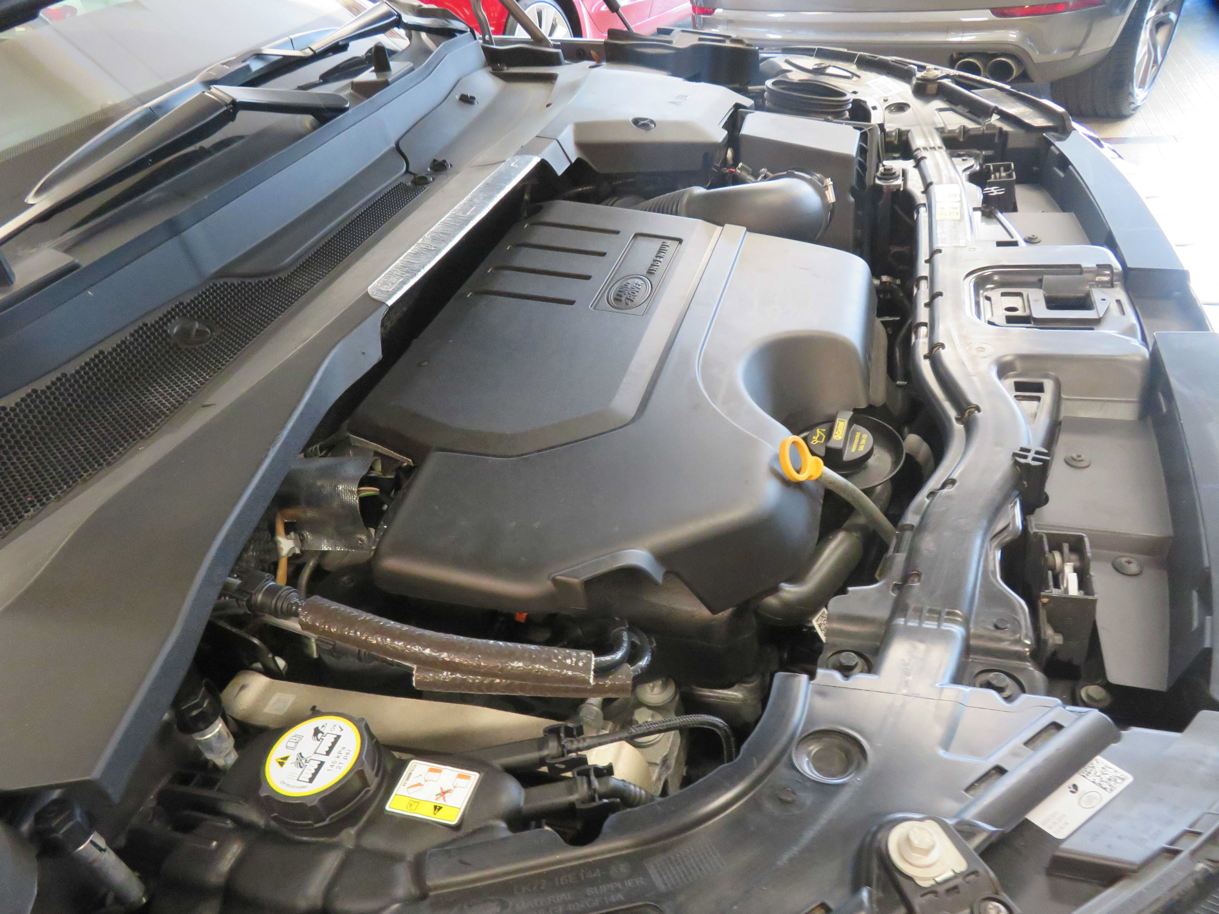 Used 2020 Land Rover Discovery Sport AWD/4WD image 54