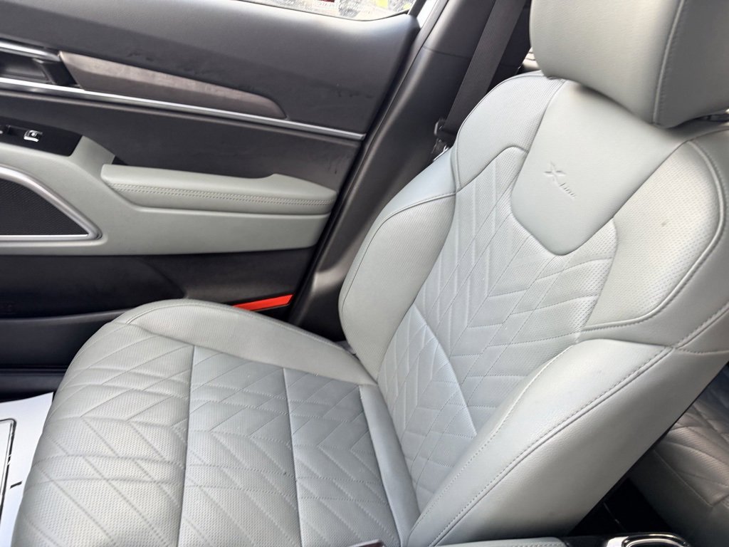 Used 2023 Kia Telluride EX X-Line image 27