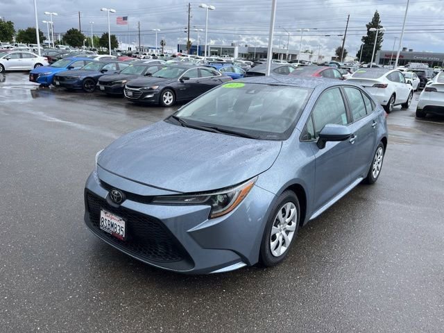 Used 2021 Toyota Corolla LE image 1