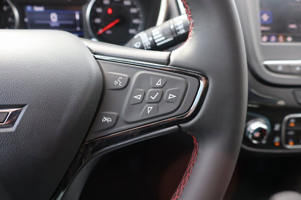 Used 2023 Chevrolet Equinox RS w/ LPO, Floor Liner Package image 8