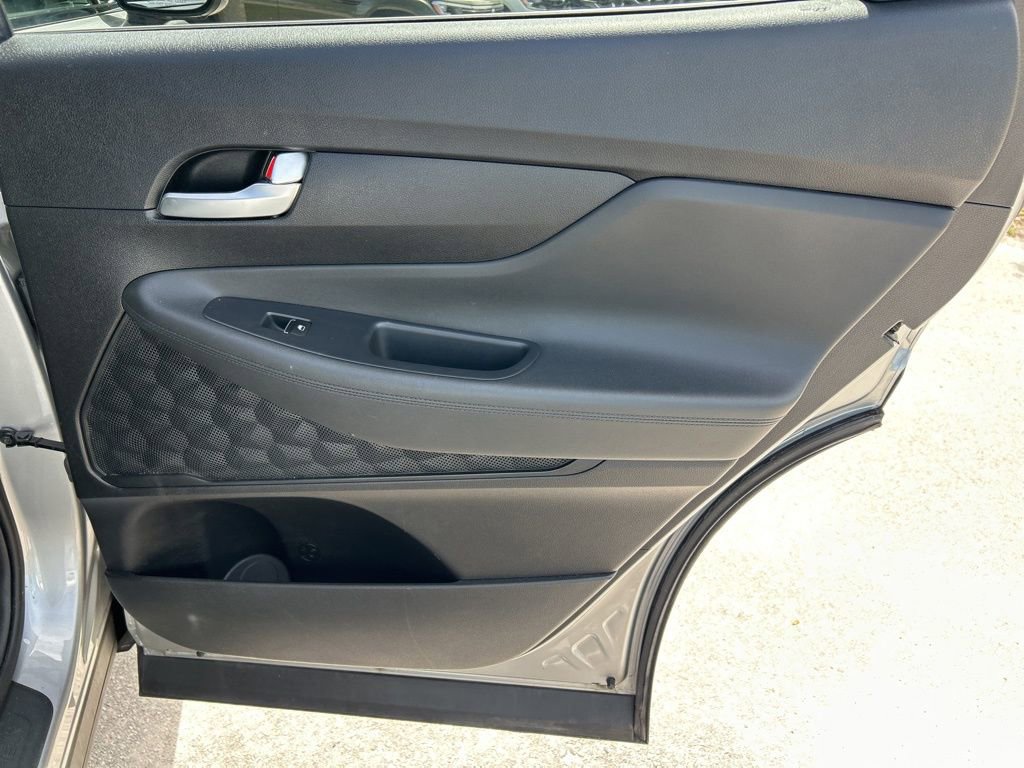 Used 2023 Hyundai Santa Fe SEL image 40
