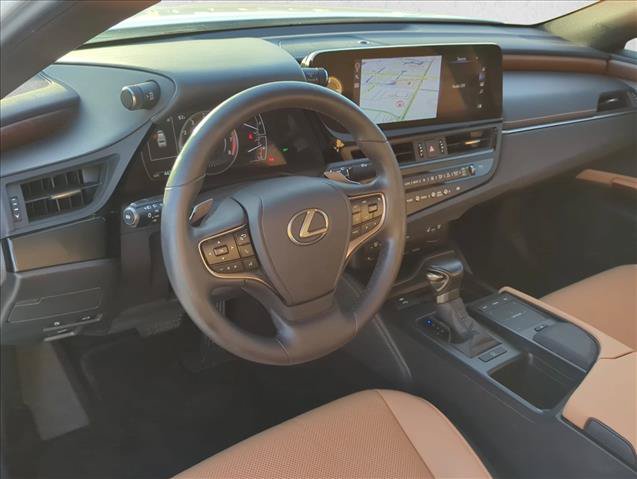 Used 2022 Lexus ES 350 w/ Premium Package FWD image 8