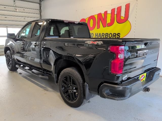 Certified 2024 Chevrolet Silverado 1500 Custom AWD/4WD image 2