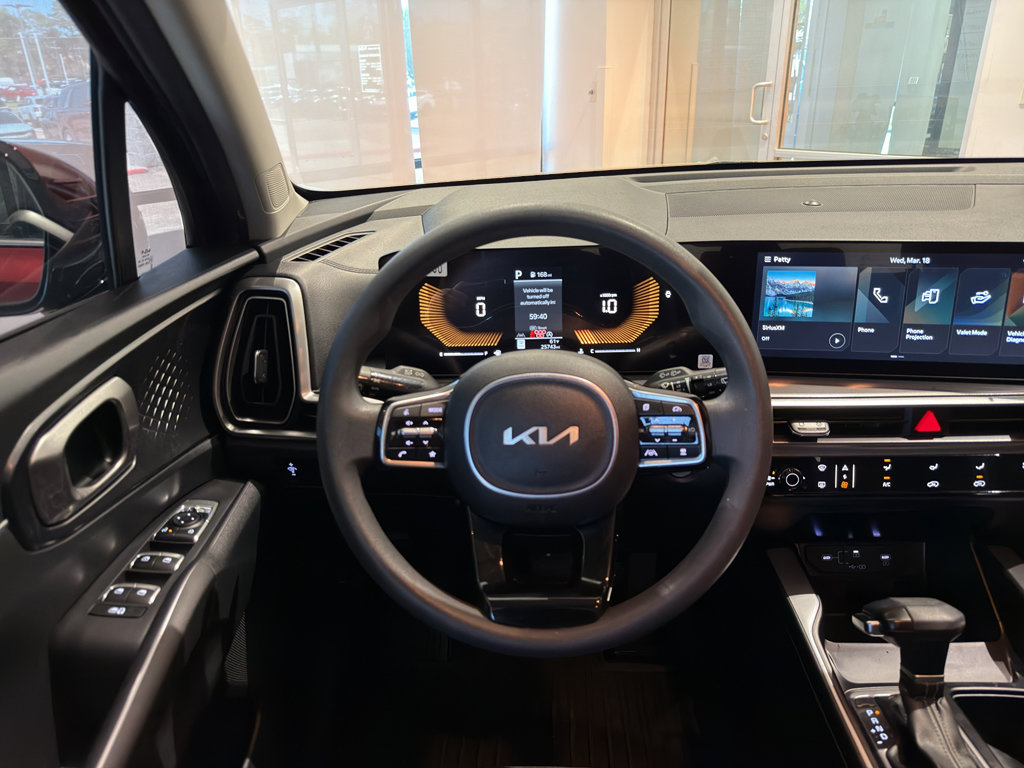 Certified 2024 Kia Sorento LX image 17