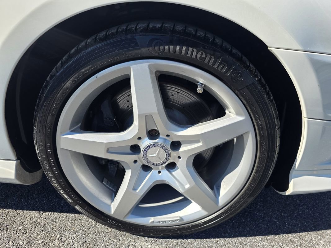 Used 2012 Mercedes-Benz SLK 250 image 35