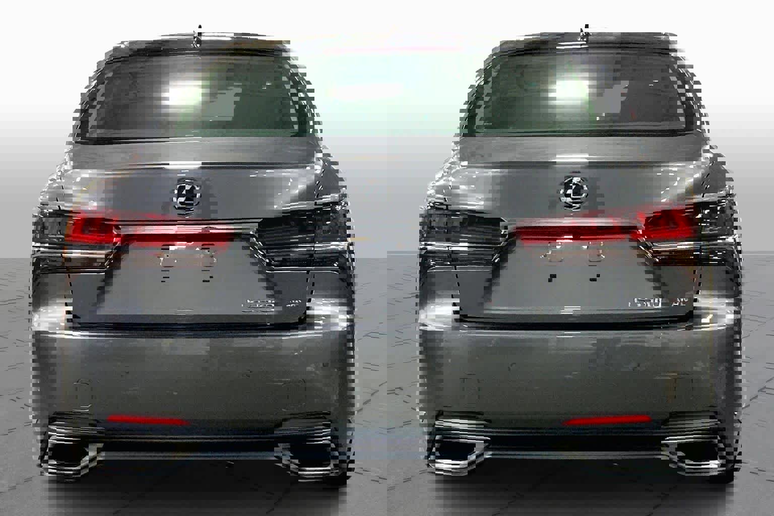 Used 2018 Lexus LS 500 AWD image 4