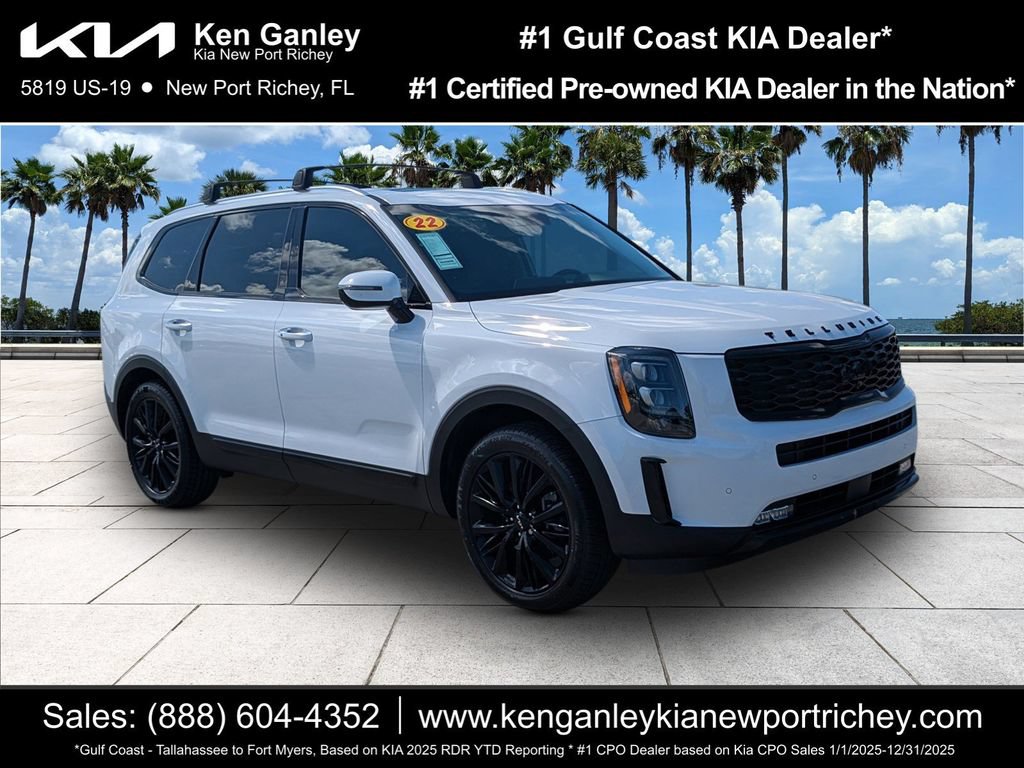 Certified 2022 Kia Telluride SX w/ Towing Package FWD image 1