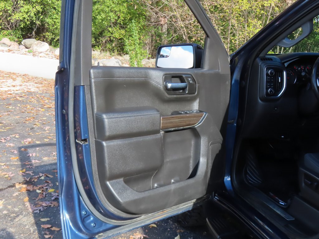 Used 2021 Chevrolet Silverado 1500 LT Trail Boss w/ Bed Protection Package image 27