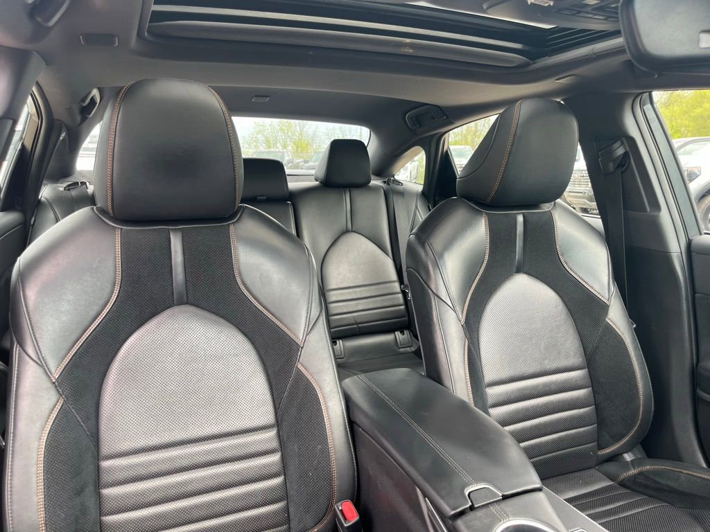 Used 2019 Toyota Avalon XSE w/ All Weather Liner Package FWD image 35