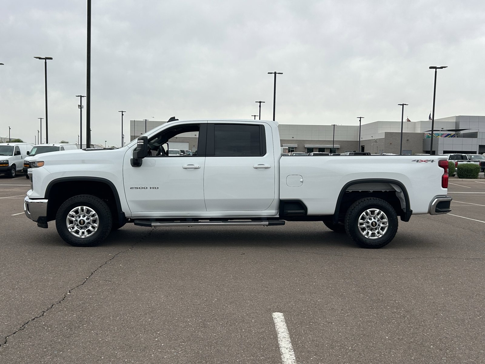 Certified 2025 Chevrolet Silverado 2500 LT w/ Safety Package AWD/4WD image 2