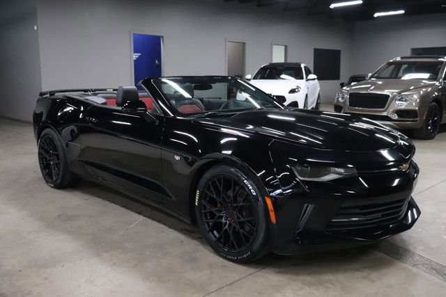 Used 2017 Chevrolet Camaro LT RWD image 15