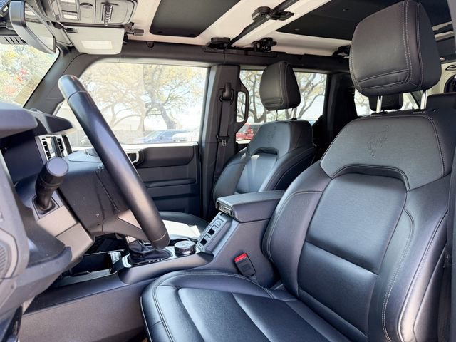 Used 2025 Ford Bronco Badlands image 7