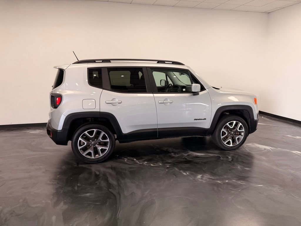 Used 2015 Jeep Renegade Latitude w/ Popular Equipment Group AWD/4WD image 15