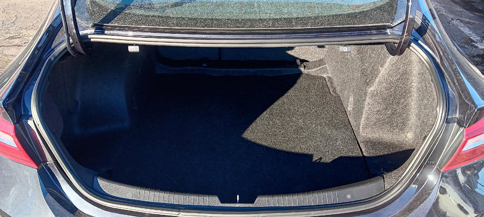 Used 2022 Chevrolet Malibu LS image 26