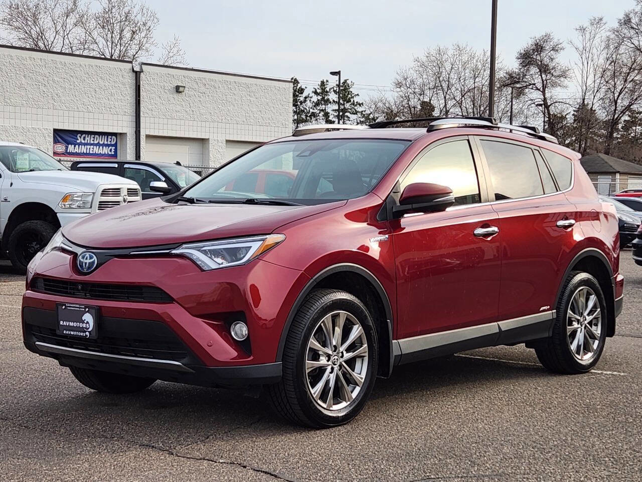 Used 2018 Toyota RAV4 Limited w/ Advanced Technology Package AWD/4WD image 6