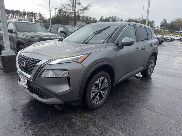 Used 2023 Nissan Rogue SV image 6