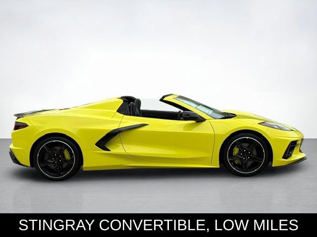 Used 2024 Chevrolet Corvette Stingray Convertible w/ 1LT RWD video 2