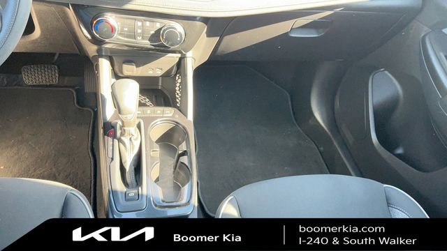 Used 2025 Chevrolet TrailBlazer LT image 24