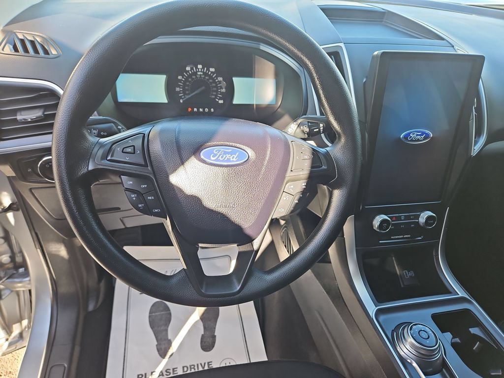 Used 2024 Ford Edge SE AWD/4WD image 14