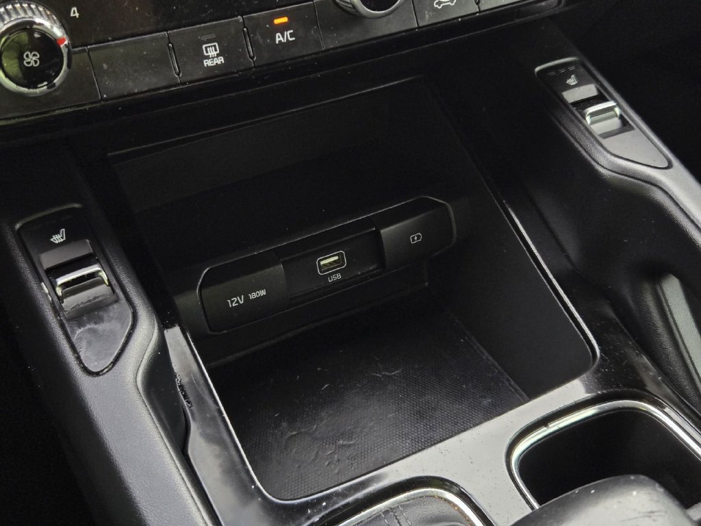 Used 2020 Kia Telluride S FWD image 23