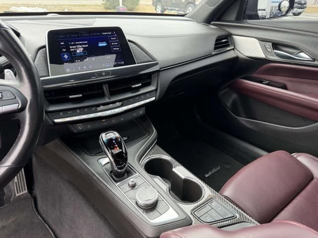 Used 2023 Cadillac CT4 V image 18